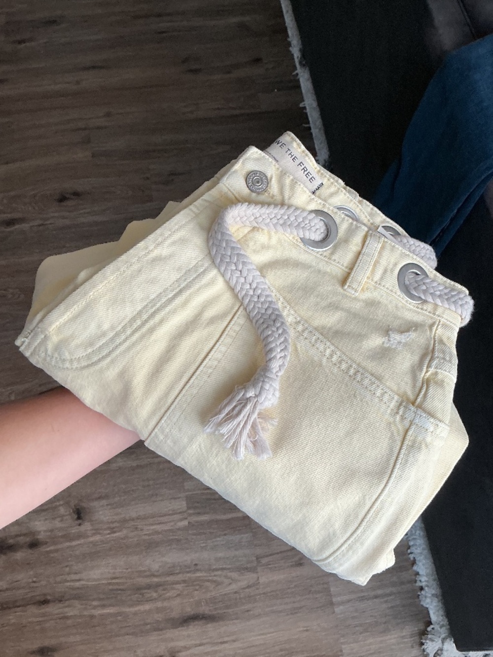 Free People Barrel Jeans - Picture 1 of 6